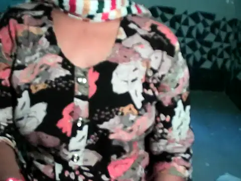 Hotty Bhabhi1 online show from May 18, 4:29 am