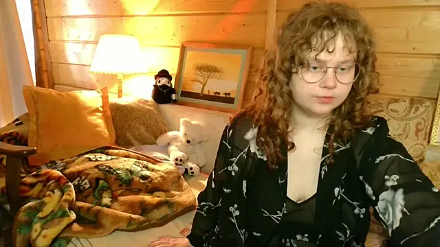 Snapshot of Sara_del_Sun chatting on April 24, 8:06 am Sara del Sun online show from April 24, 8:06 am