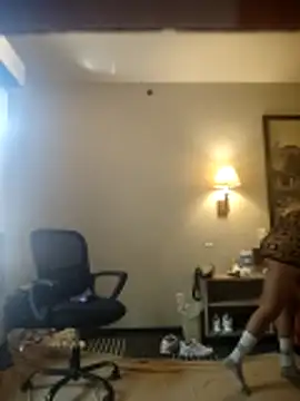 MZFANTZYHONEY online show from April 23, 3:58 pm