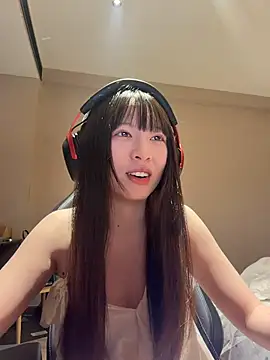 Snapshot of nide-baby chatting on June 30, 11:33 am nide-baby online show from June 30, 11:33 am