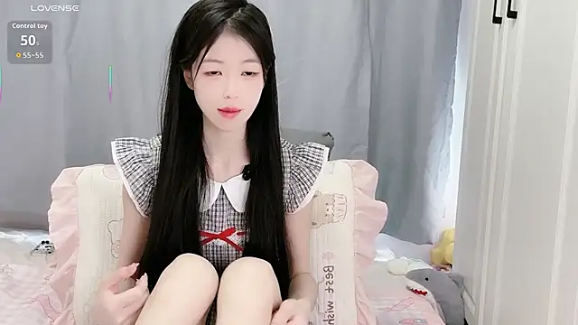 XiaoMei-iiiiii online show from April 28, 6:51 am