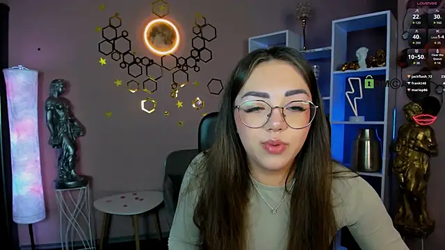 ashli bright online show from April 25, 1:41 pm