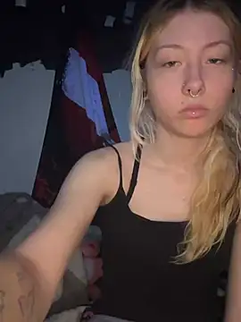 Snapshot of Spoilmedaddy732 chatting on June 6, 6:56 pm Spoilmedaddy732 online show from June 6, 6:56 pm