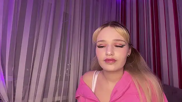 sugarrushhh online show from April 20, 5:16 pm