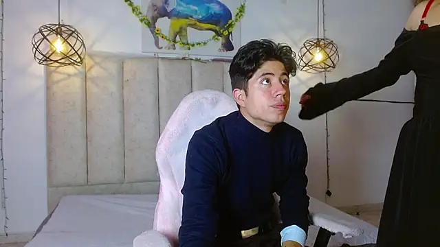 mrandmrsvixencs online show from May 2, 2:33 pm