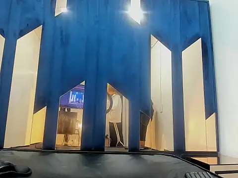 Ian Savage online show from April 18, 2:48 am