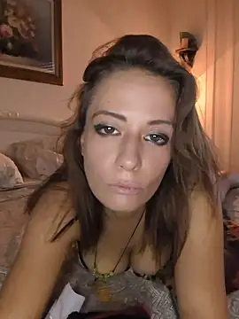 Prettywhitexxx online show from July 20, 4:20 pm