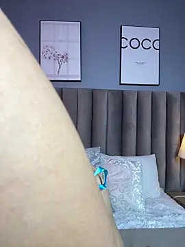 Snapshot of LilyFoox chatting on May 29, 1:09 pm LilyFoox online show from May 29, 1:09 pm