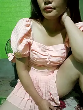 diem122 online show from May 12, 9:01 pm