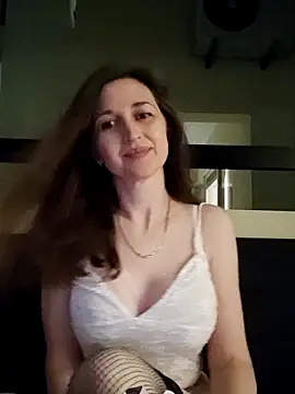 irresistibelle online show from May 10, 5:51 pm