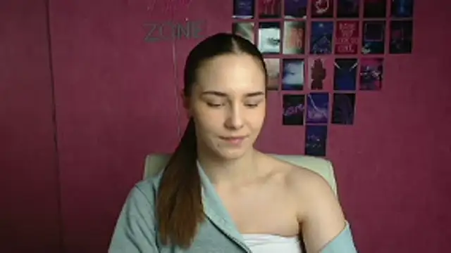 Snapshot of Kyara_ra chatting on April 24, 5:21 am Kyara ra online show from April 24, 5:21 am