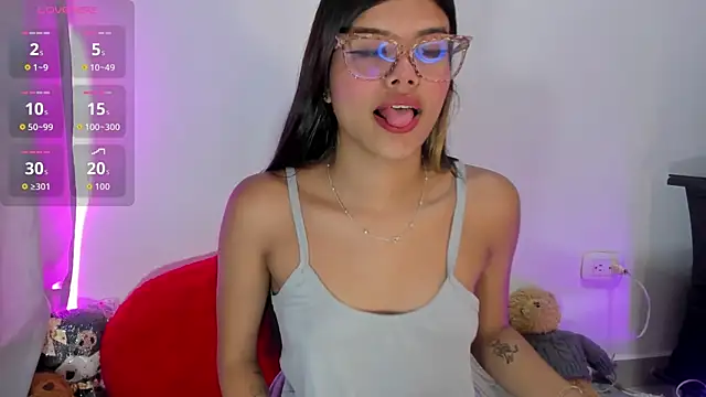 SidneyBrown1 online show from April 24, 12:57 am