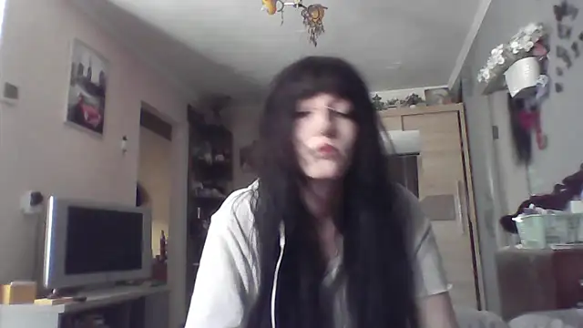 Snapshot of ChargedReign chatting on April 26, 7:28 am ChargedReign online show from April 26, 7:28 am