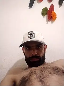 Snapshot of Barbas44420 chatting on July 30, 6:01 am Barbas44420 online show from July 30, 6:01 am