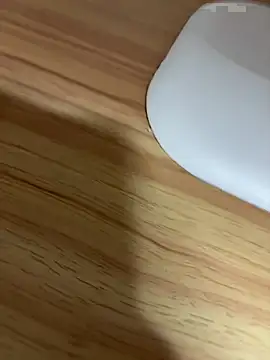 qiqi202602 online show from April 28, 10:42 am