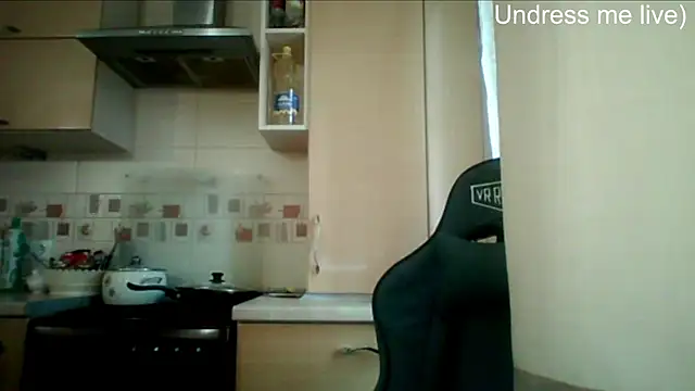 Snapshot of Lisanta chatting on May 21, 4:03 pm Lisanta online show from May 21, 4:03 pm
