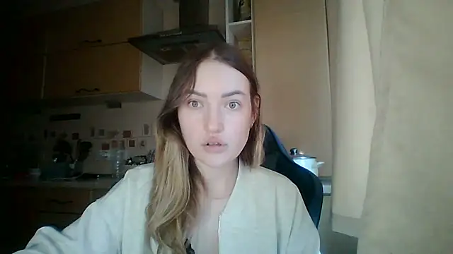Snapshot of Lisanta chatting on May 30, 3:53 pm Lisanta online show from May 30, 3:53 pm