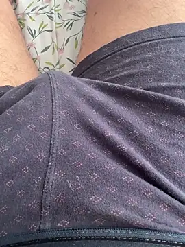 juliomfar69 online show from June 4, 3:40 pm