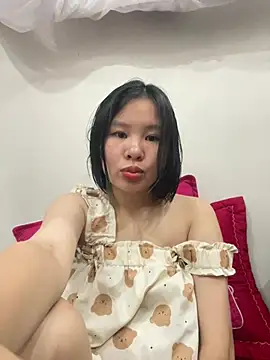 Snapshot of Swan_69 chatting on May 12, 1:19 pm Swan 69 online show from May 12, 1:19 pm
