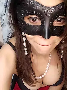 lovelyrosewifey online show from June 4, 11:49 am