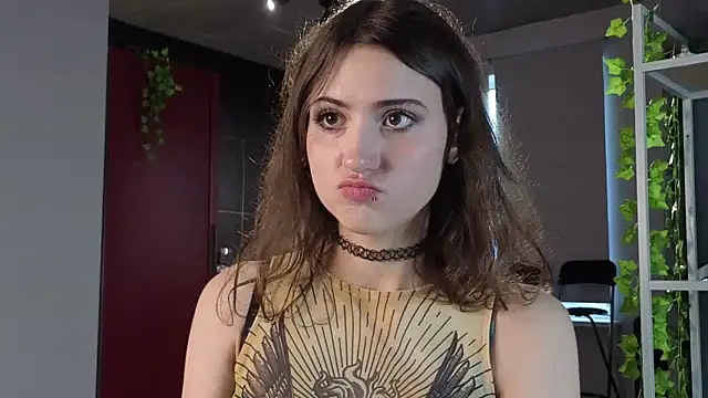 Snapshot of lovergirl4me chatting on May 3, 2:56 pm lovergirl4me online show from May 3, 2:56 pm