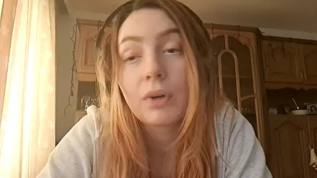 LubaGiovanni online show from April 24, 8:39 am