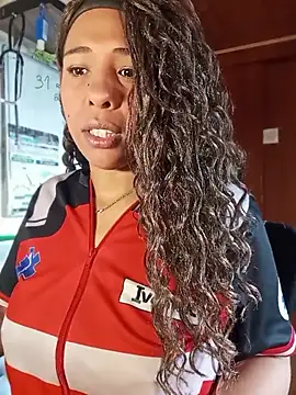 Snapshot of Ivon_C chatting on July 6, 11:29 am Ivon C online show from July 6, 11:29 am