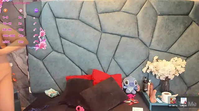 Snapshot of Rachel_Swetty2 chatting on June 12, 1:43 pm Rachel Swetty2 online show from June 12, 1:43 pm