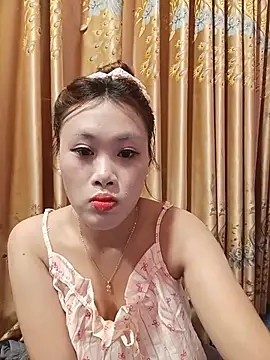 Snapshot of Ly-sexyy chatting on July 13, 6:05 am Ly-sexyy online show from July 13, 6:05 am