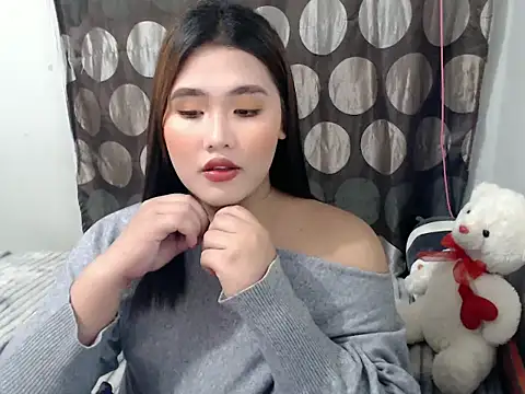 Snapshot of YourBaby_Eva chatting on April 26, 4:26 pm YourBaby Eva online show from April 26, 4:26 pm