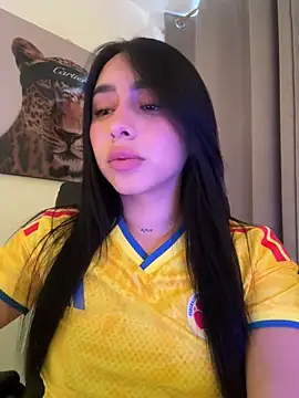 Snapshot of IsabellaNoir_ chatting on June 11, 9:46 pm IsabellaNoir online show from June 11, 9:46 pm