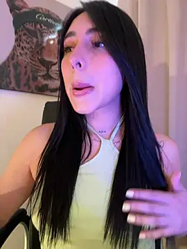 Snapshot of IsabellaNoir_ chatting on July 7, 3:38 pm IsabellaNoir online show from July 7, 3:38 pm