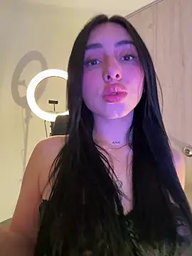 Snapshot of IsabellaNoir_ chatting on July 8, 4:22 pm IsabellaNoir online show from July 8, 4:22 pm