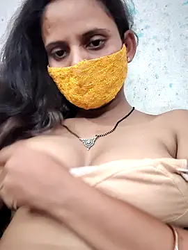 Snapshot of Cutie_Neetu chatting on May 28, 9:50 am Cutie Neetu online show from May 28, 9:50 am