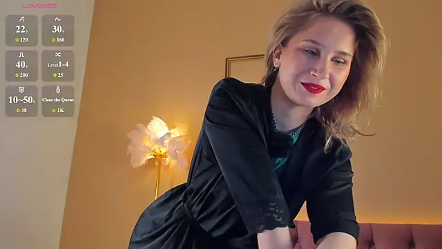 Snapshot of Lilianadaniels chatting on June 27, 1:43 am Lilianadaniels online show from June 27, 1:43 am