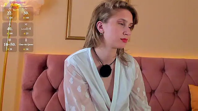 Snapshot of Lilianadaniels chatting on July 7, 6:58 am Lilianadaniels online show from July 7, 6:58 am