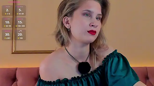 Snapshot of Lilianadaniels chatting on July 13, 1:30 am Lilianadaniels online show from July 13, 1:30 am