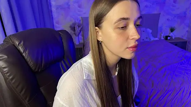 Snapshot of Tiana_Belle chatting on May 24, 1:10 am Tiana Belle online show from May 24, 1:10 am