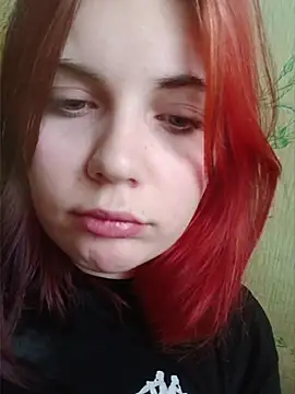 LoisFox online show from May 1, 3:05 pm
