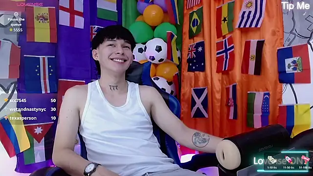 marco 777  online show from July 1, 7:02 pm