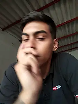 hot latinox online show from April 21, 3:28 pm