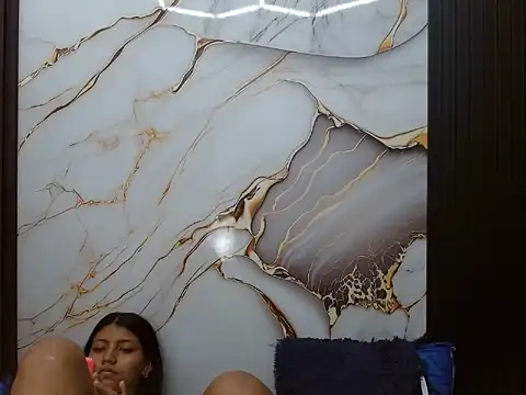AndreaSerpa online show from July 11, 8:33 pm
