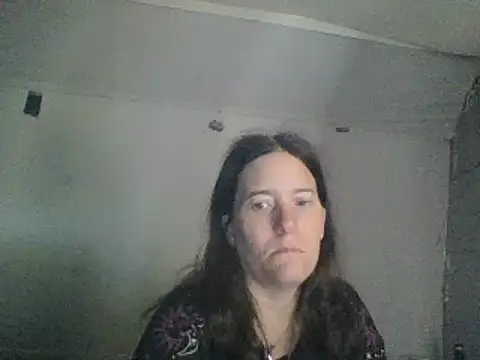 Snapshot of Mini83 chatting on May 5, 4:26 pm Mini83 online show from May 5, 4:26 pm