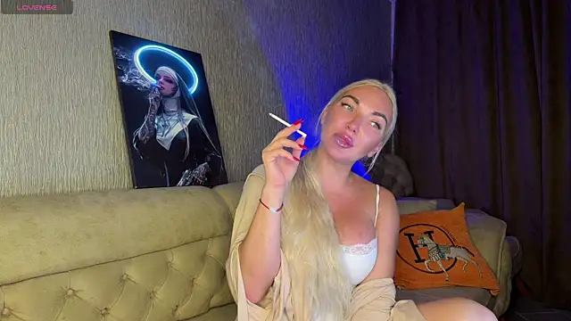 MissJessX online show from August 4, 8:11 pm