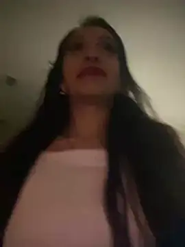 Snapshot of leenachanel chatting on June 12, 4:22 am leenachanel online show from June 12, 4:22 am