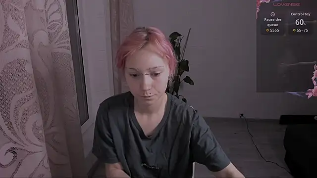 Snapshot of VikaViktoria chatting on June 21, 9:06 pm VikaViktoria online show from June 21, 9:06 pm