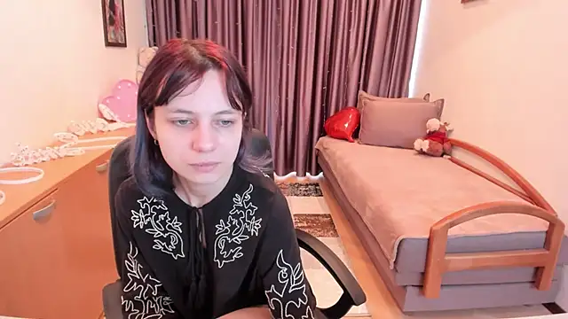 MiniLysii online show from April 23, 7:20 am