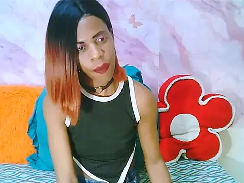 Snapshot of EbonySweetPeach chatting on May 16, 10:36 am EbonySweetPeach online show from May 16, 10:36 am