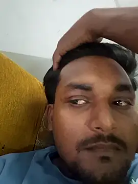 Snapshot of Gujju_here chatting on May 14, 1:40 pm Gujju here online show from May 14, 1:40 pm