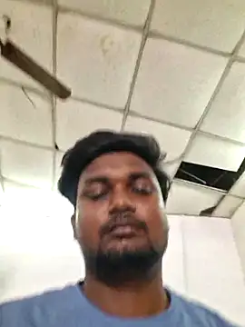 Snapshot of Gujju_here chatting on May 16, 4:42 am Gujju here online show from May 16, 4:42 am